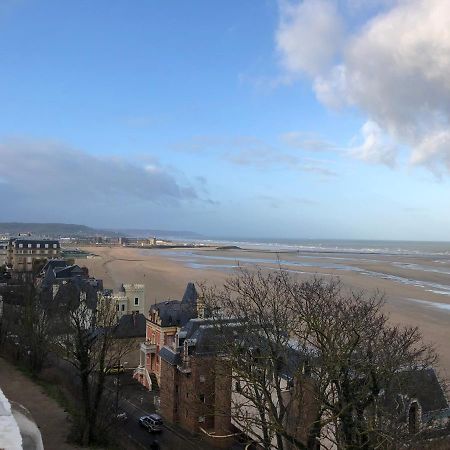 Face A La Mer Trouville-sur-Mer Εξωτερικό φωτογραφία