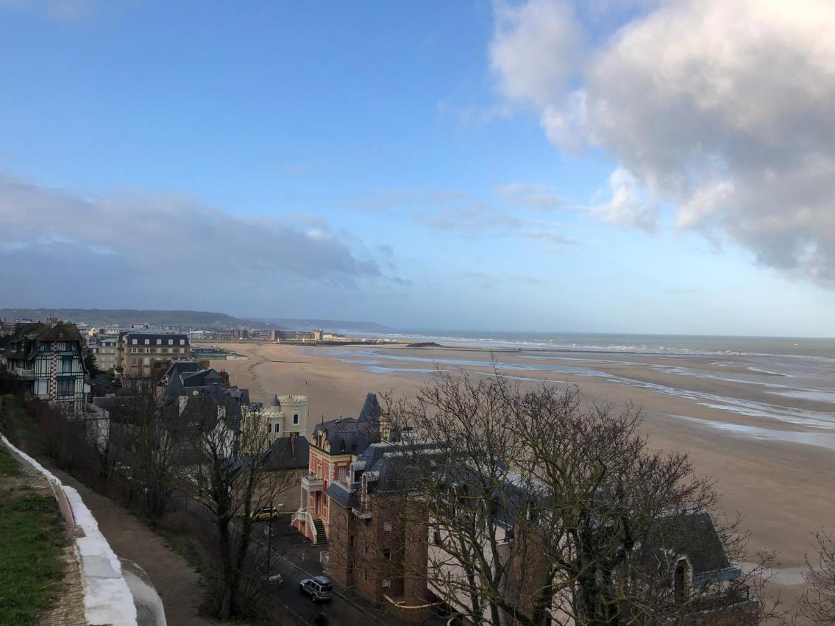 Face A La Mer Trouville-sur-Mer Εξωτερικό φωτογραφία